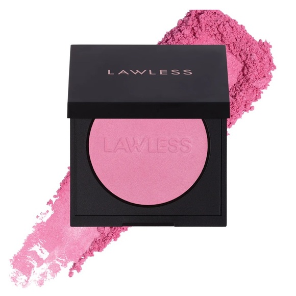 LAWLESS Velvet Blush in Daisy Pink - Picture 2 of 3